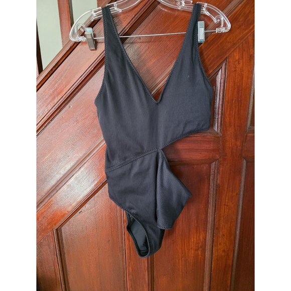 Fabletics Womens Black Ribbed Cutout Swimsuit Size L - Picture 1 of 6